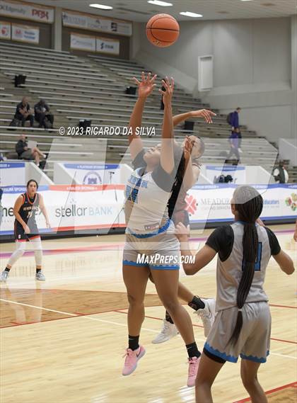 Thumbnail 1 in Seven Lakes vs Shadow Creek (McDonald's Texas Invitational) photogallery.