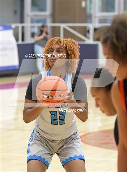 Thumbnail 2 in Seven Lakes vs Shadow Creek (McDonald's Texas Invitational) photogallery.