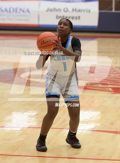 Thumbnail 3 in Seven Lakes vs Shadow Creek (McDonald's Texas Invitational) photogallery.