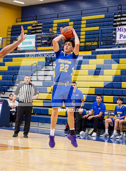 Thumbnail 1 in Cottonwood Classical Prep @ Pojoaque Valley (Bobby Rodriguez Capital City Tournament ) photogallery.