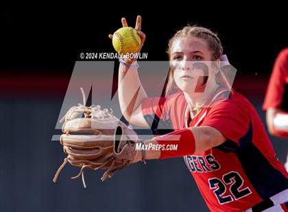 Thumbnail 1 in South Panola vs. Neshoba Central photogallery.