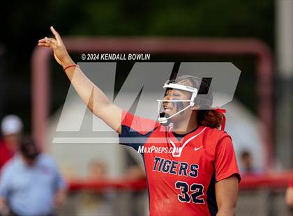 Thumbnail 1 in South Panola vs. Neshoba Central photogallery.