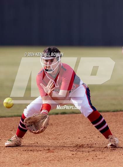Thumbnail 2 in South Panola vs. Neshoba Central photogallery.
