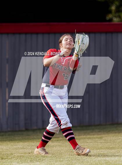 Thumbnail 2 in South Panola vs. Neshoba Central photogallery.