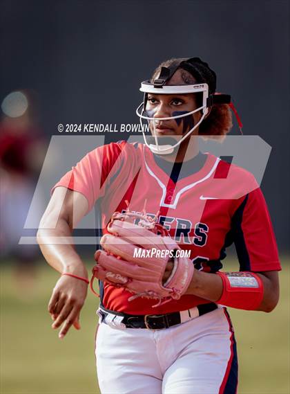 Thumbnail 2 in South Panola vs. Neshoba Central photogallery.