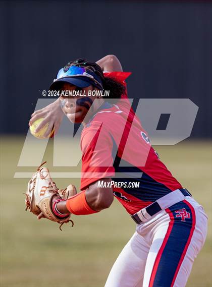 Thumbnail 1 in South Panola vs. Neshoba Central photogallery.
