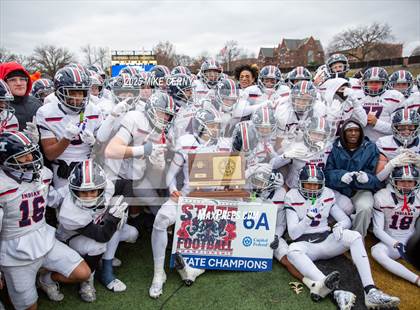 Thumbnail 3 in Olathe Northwest vs. Manhattan (KSHSAA 6A Final) photogallery.