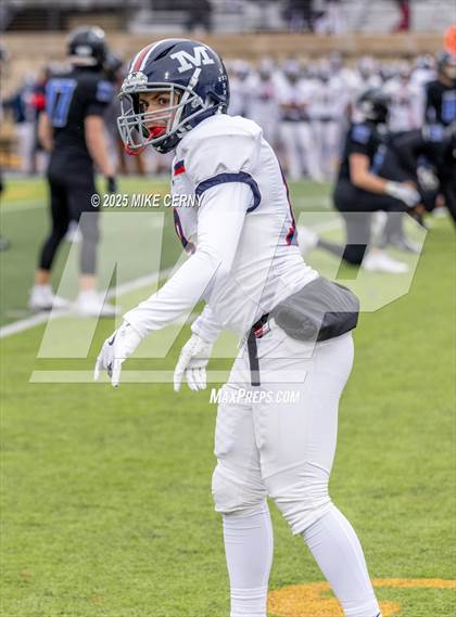 Thumbnail 2 in Olathe Northwest vs. Manhattan (KSHSAA 6A Final) photogallery.