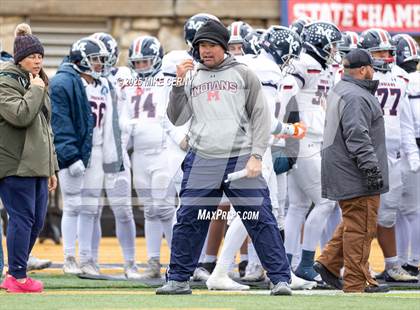 Thumbnail 3 in Olathe Northwest vs. Manhattan (KSHSAA 6A Final) photogallery.