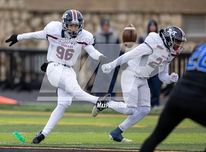 Thumbnail 2 in Olathe Northwest vs. Manhattan (KSHSAA 6A Final) photogallery.