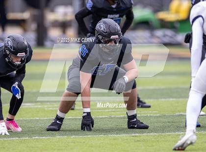 Thumbnail 1 in Olathe Northwest vs. Manhattan (KSHSAA 6A Final) photogallery.