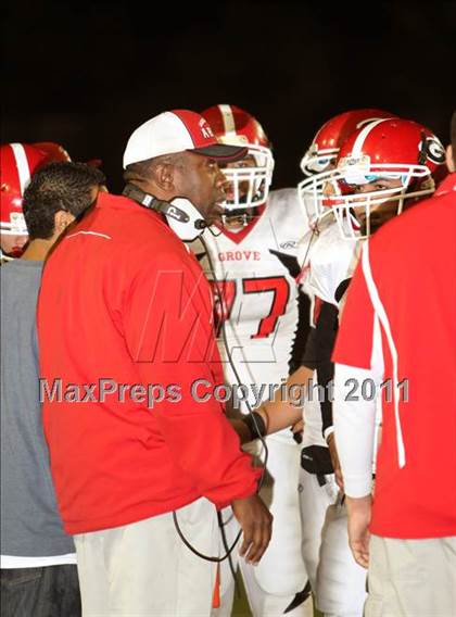 Thumbnail 2 in Garden Grove vs. Beckman (CIF SS Southern Division Final) photogallery.
