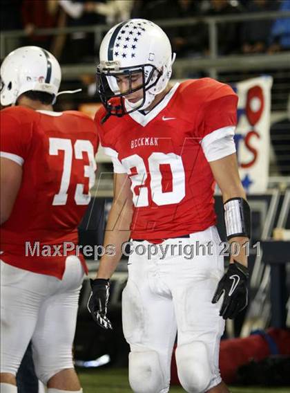 Thumbnail 2 in Garden Grove vs. Beckman (CIF SS Southern Division Final) photogallery.