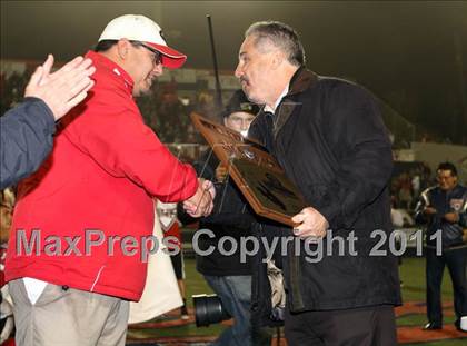 Thumbnail 2 in Garden Grove vs. Beckman (CIF SS Southern Division Final) photogallery.