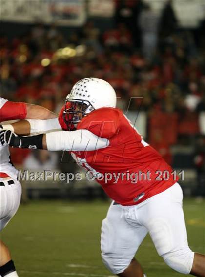 Thumbnail 2 in Garden Grove vs. Beckman (CIF SS Southern Division Final) photogallery.
