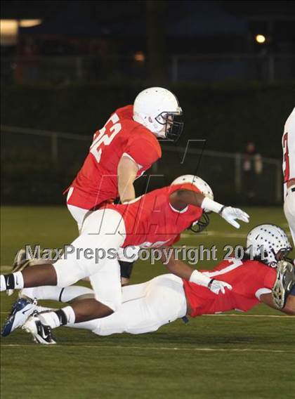 Thumbnail 2 in Garden Grove vs. Beckman (CIF SS Southern Division Final) photogallery.