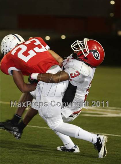 Thumbnail 2 in Garden Grove vs. Beckman (CIF SS Southern Division Final) photogallery.