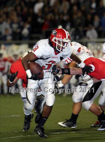 Thumbnail 3 in Garden Grove vs. Beckman (CIF SS Southern Division Final) photogallery.