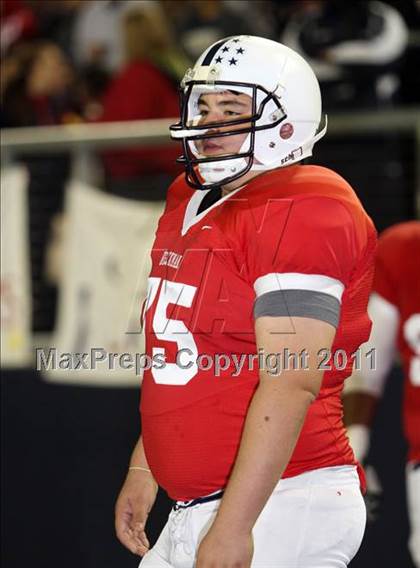 Thumbnail 2 in Garden Grove vs. Beckman (CIF SS Southern Division Final) photogallery.