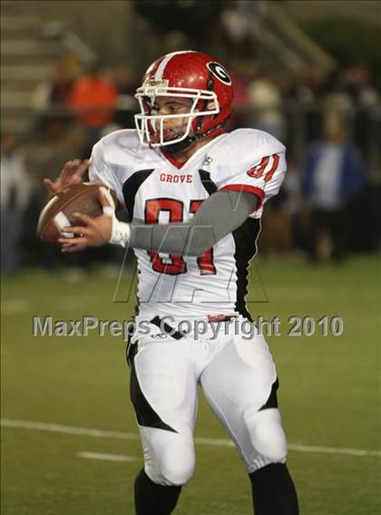 Thumbnail 2 in Garden Grove vs. Beckman (CIF SS Southern Division Final) photogallery.