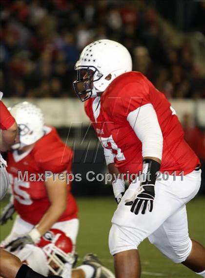 Thumbnail 3 in Garden Grove vs. Beckman (CIF SS Southern Division Final) photogallery.