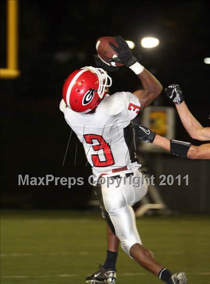 Thumbnail 3 in Garden Grove vs. Beckman (CIF SS Southern Division Final) photogallery.