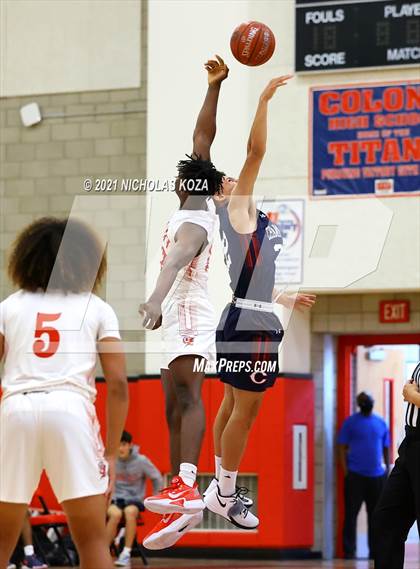 Thumbnail 3 in Chaminade vs. Colony (Rolling Hills State Preview) photogallery.