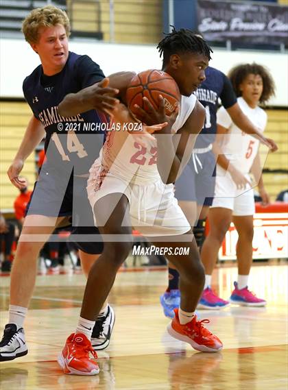 Thumbnail 2 in Chaminade vs. Colony (Rolling Hills State Preview) photogallery.