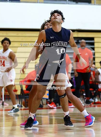 Thumbnail 3 in Chaminade vs. Colony (Rolling Hills State Preview) photogallery.