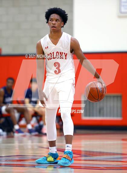 Thumbnail 3 in Chaminade vs. Colony (Rolling Hills State Preview) photogallery.