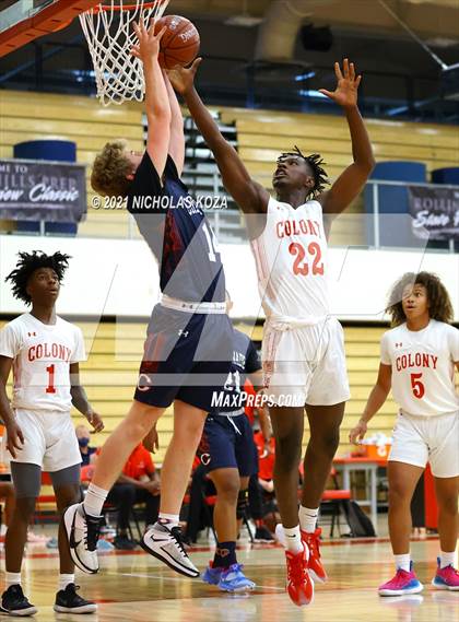 Thumbnail 3 in Chaminade vs. Colony (Rolling Hills State Preview) photogallery.