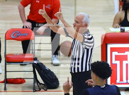 Thumbnail 2 in Chaminade vs. Colony (Rolling Hills State Preview) photogallery.