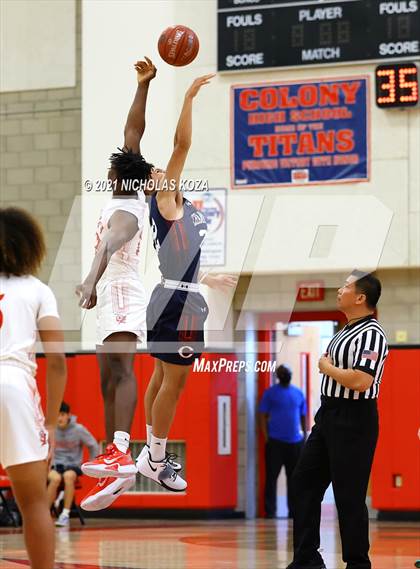 Thumbnail 2 in Chaminade vs. Colony (Rolling Hills State Preview) photogallery.