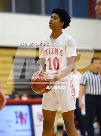 Thumbnail 3 in Chaminade vs. Colony (Rolling Hills State Preview) photogallery.