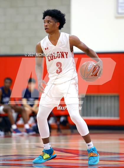 Thumbnail 1 in Chaminade vs. Colony (Rolling Hills State Preview) photogallery.