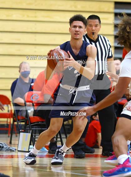 Thumbnail 3 in Chaminade vs. Colony (Rolling Hills State Preview) photogallery.