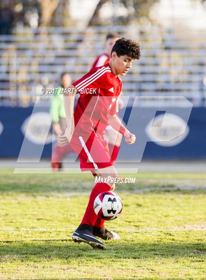 Thumbnail 2 in Beyer @ Central Catholic photogallery.