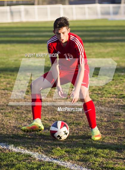 Thumbnail 2 in Beyer @ Central Catholic photogallery.
