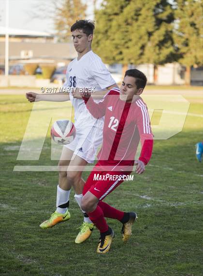 Thumbnail 1 in Beyer @ Central Catholic photogallery.