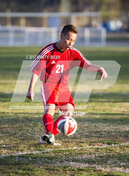 Thumbnail 2 in Beyer @ Central Catholic photogallery.