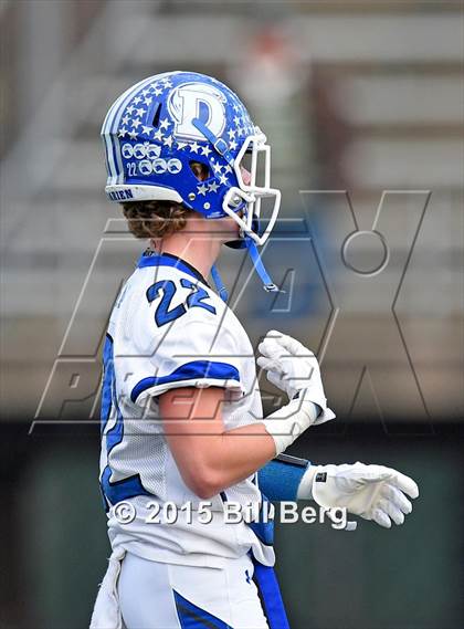 Thumbnail 3 in Shelton vs. Darien (CIAC Class LL Final) photogallery.