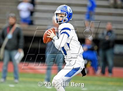 Thumbnail 3 in Shelton vs. Darien (CIAC Class LL Final) photogallery.