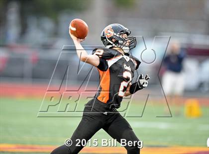 Thumbnail 3 in Shelton vs. Darien (CIAC Class LL Final) photogallery.
