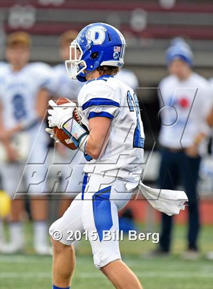 Thumbnail 3 in Shelton vs. Darien (CIAC Class LL Final) photogallery.