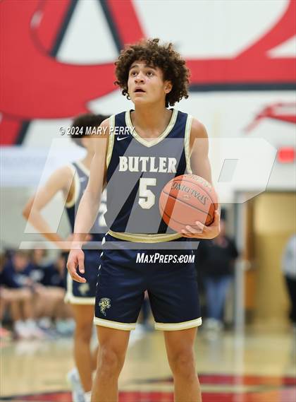 Thumbnail 1 in Butler @ New Castle photogallery.
