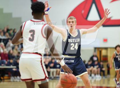 Thumbnail 2 in Butler @ New Castle photogallery.