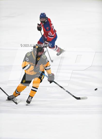Thumbnail 1 in Fairport @ McQuaid Jesuit photogallery.