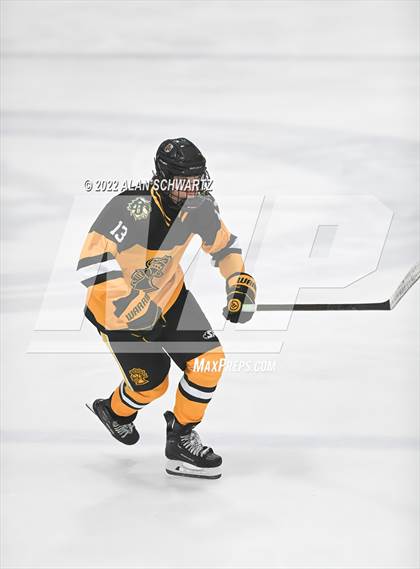 Thumbnail 2 in Fairport @ McQuaid Jesuit photogallery.