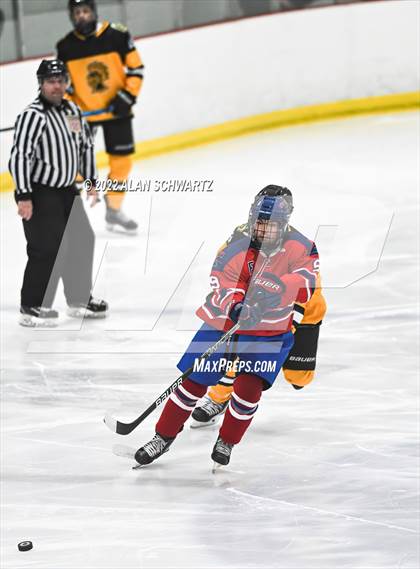Thumbnail 1 in Fairport @ McQuaid Jesuit photogallery.