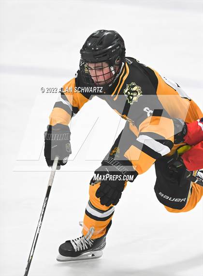 Thumbnail 1 in Fairport @ McQuaid Jesuit photogallery.